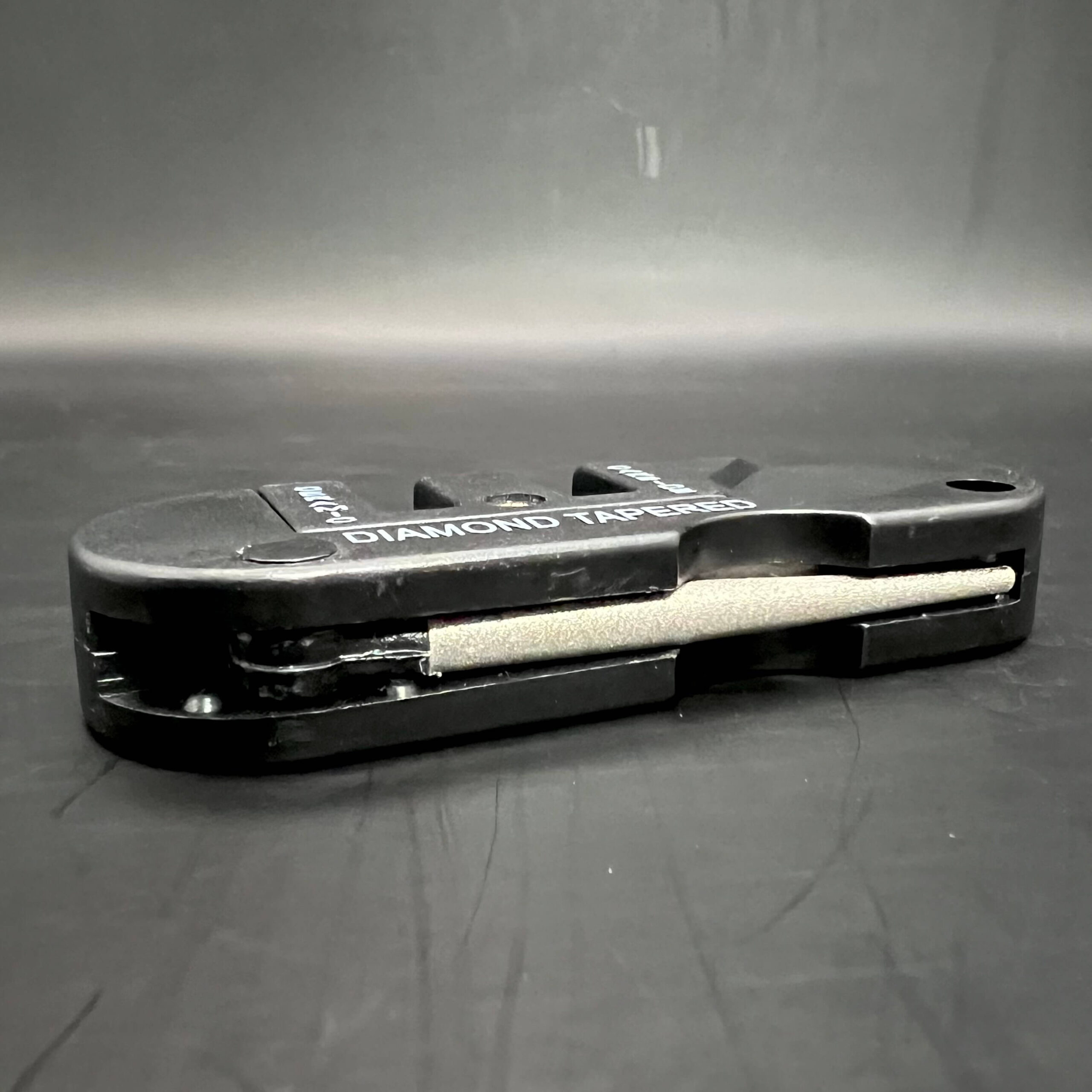 Pocketable EDC Knife Sharpener - Image 3