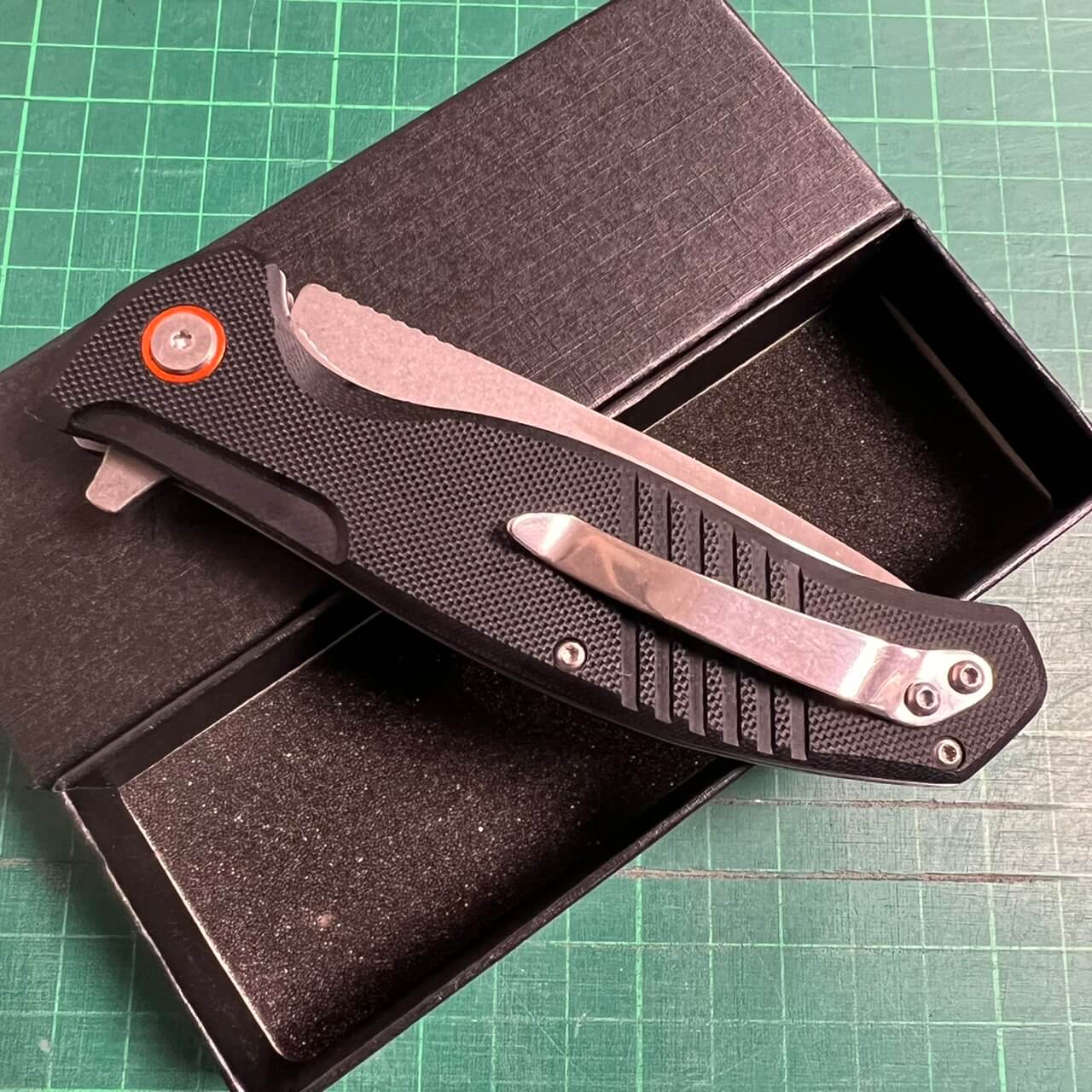 'Blackjack' Knife and Ergo Slingshot Set - Image 3